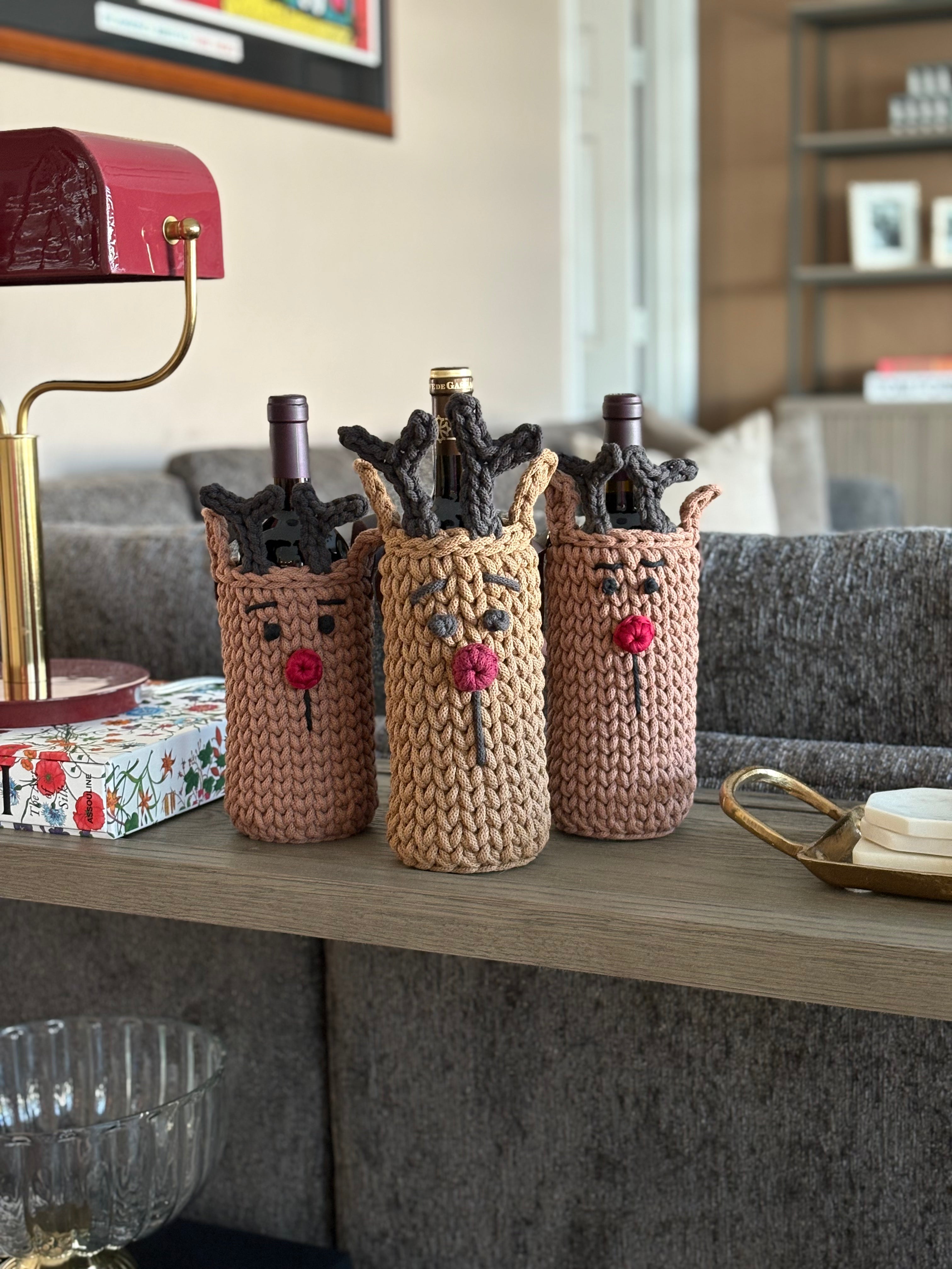 The Cozy Sipper Sleeve - Rudolph