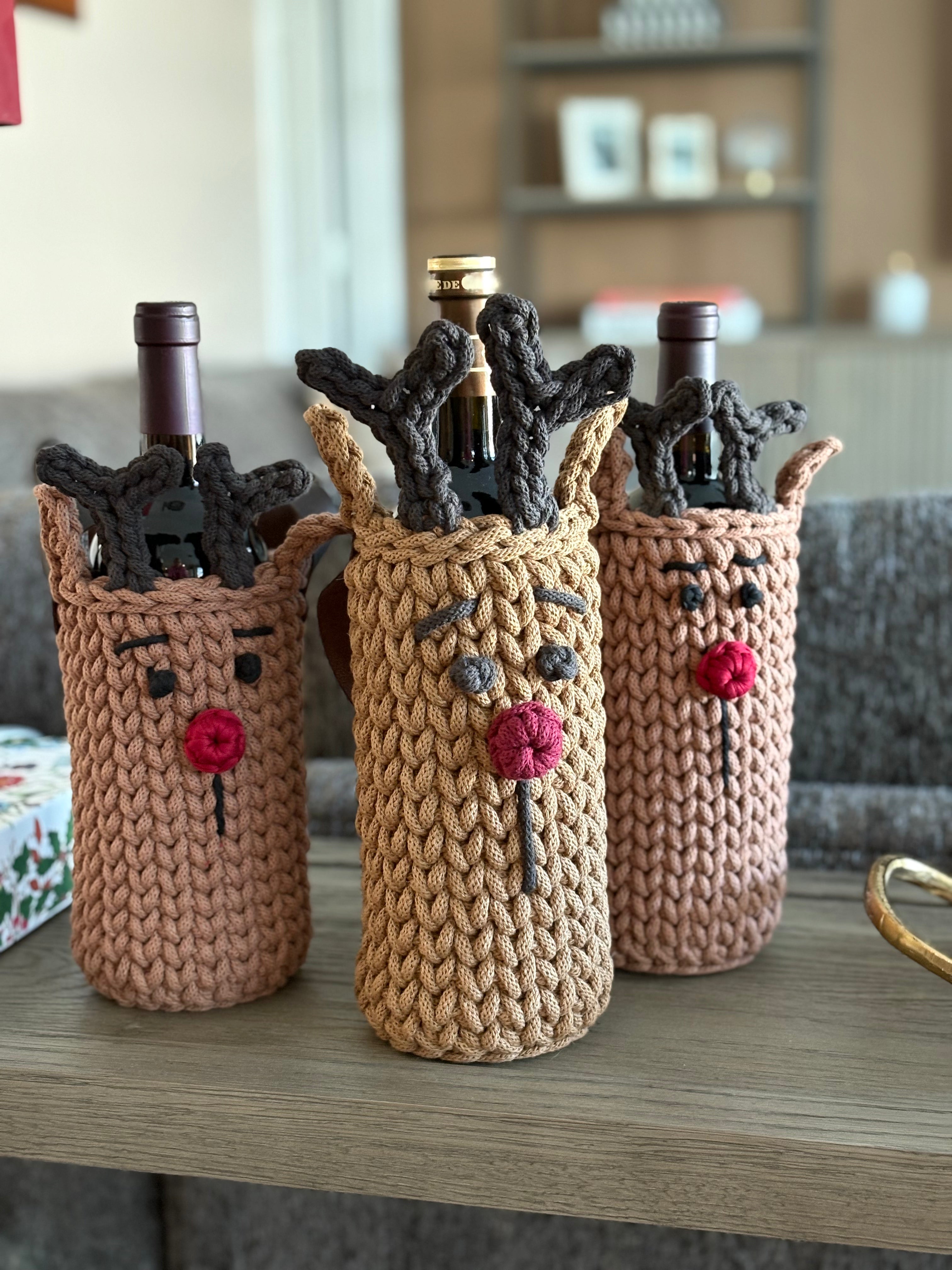 The Cozy Sipper Sleeve - Rudolph