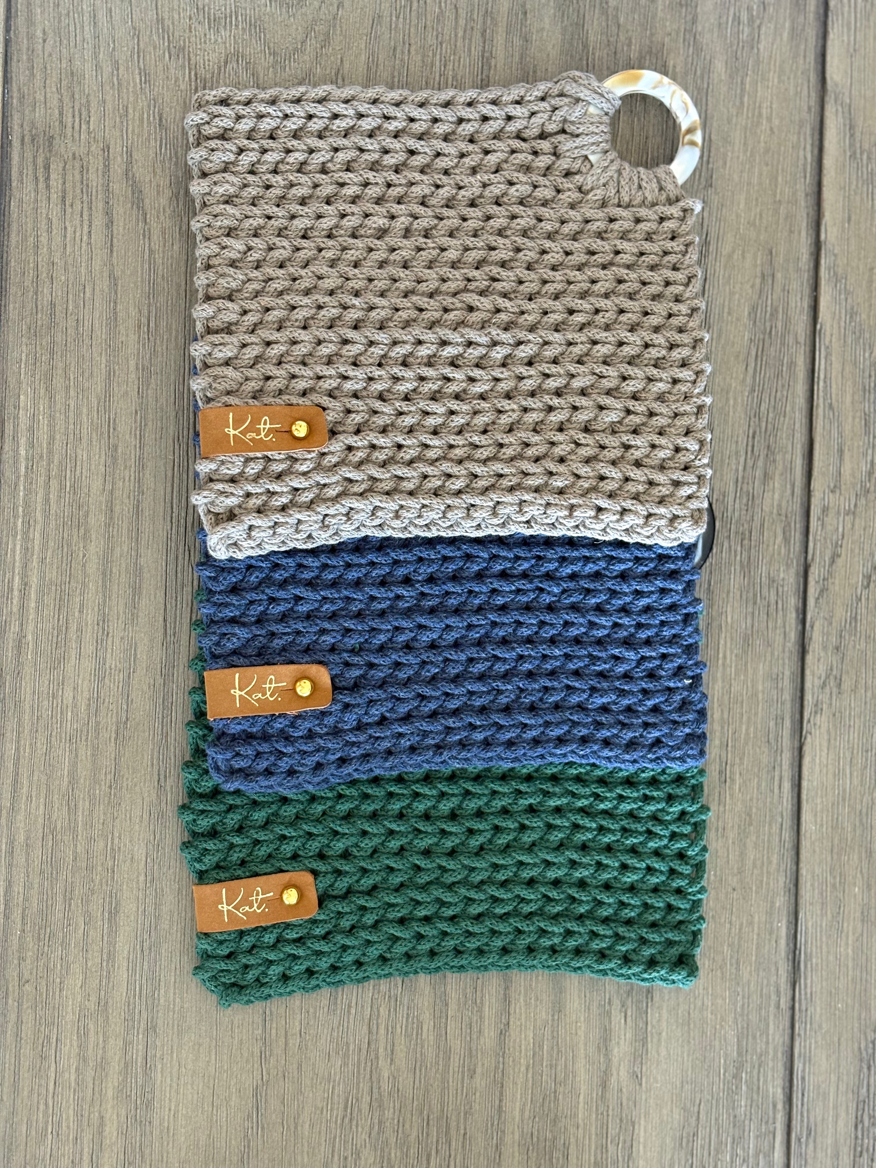 Textured Kitchen Trivets with Decorative Rings