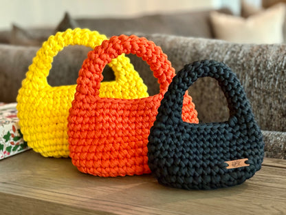 The Mini Egg Bag - Black